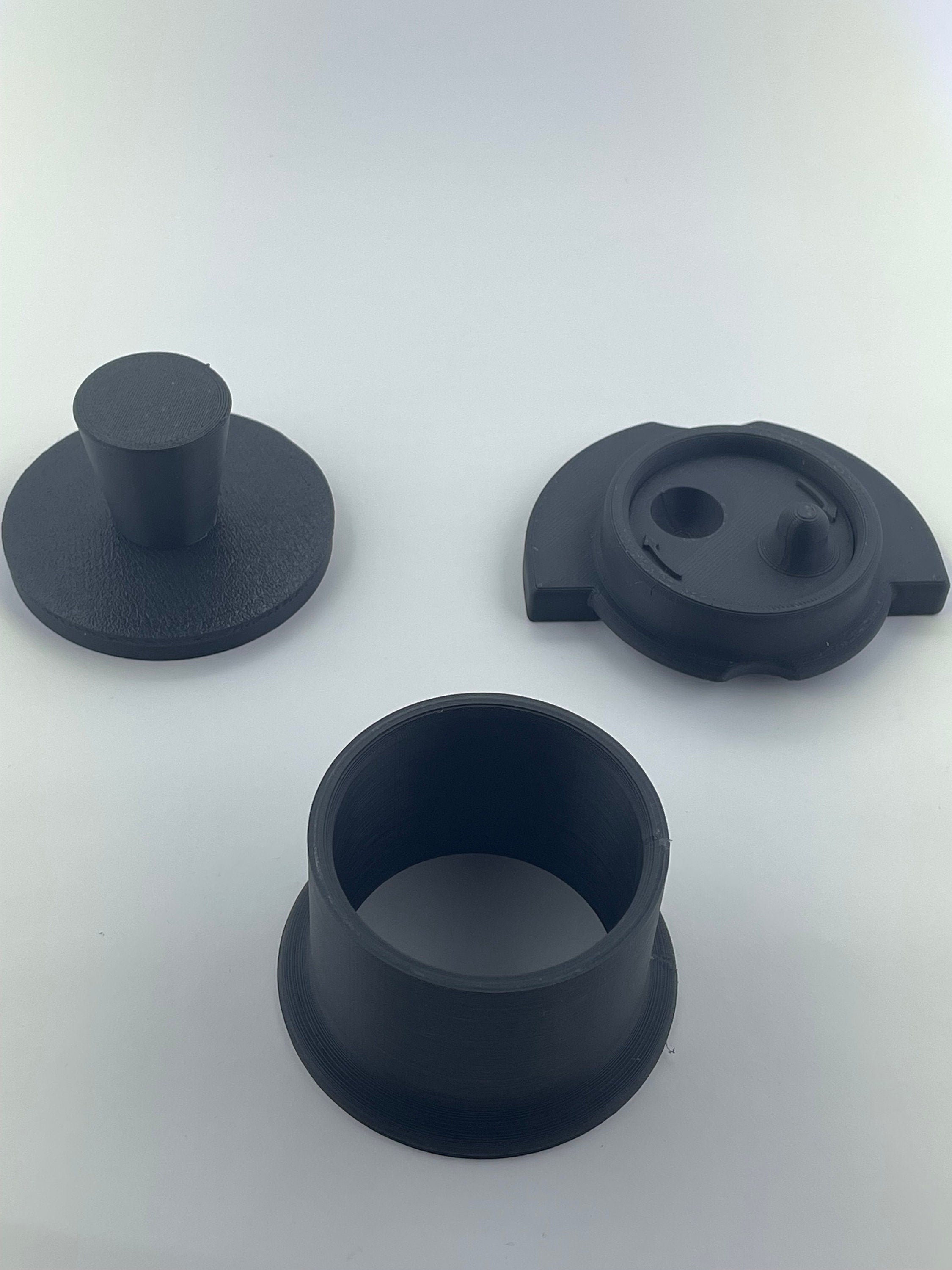 Nespresso Vertuo Capsule Recycler with Metal Blade Foil Cutter.